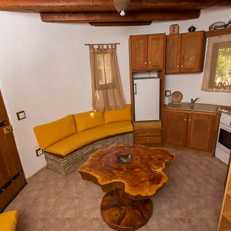 Oneira Villa *