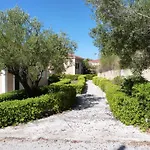 Oneira