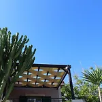 Oneira Villa