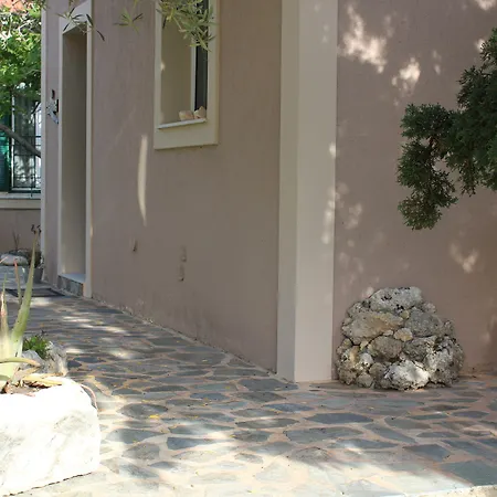 Oneira Villa